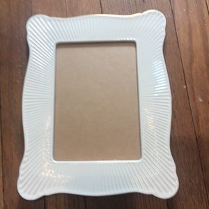 Lenox cream frame with gold edge